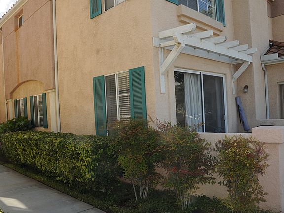 4th image of 27017 Karns Ct Unit 1202
