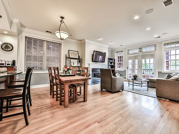 5th image of 3506 N Southport Ave #3N