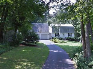 31 Grant Hill Rd, Bloomfield, CT 06002