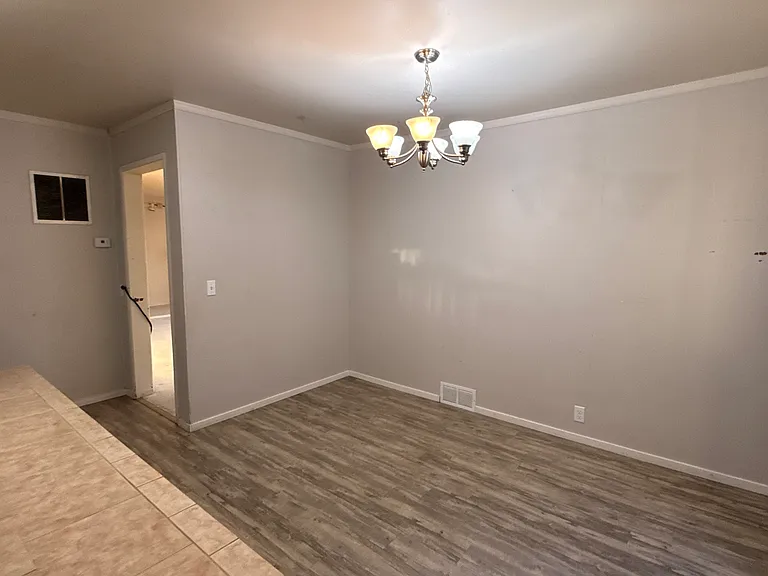 12435 NE 104th St — Photo 14
