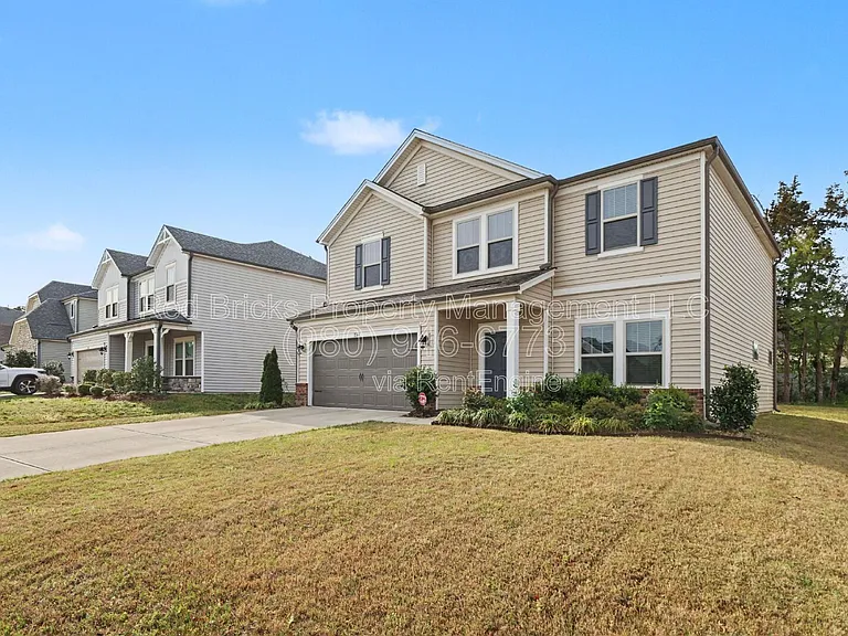 11144 Comiskey Ln — Photo 3