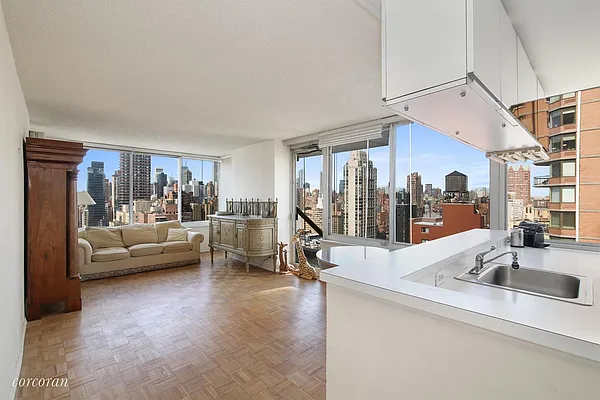 Rented by Corcoran | media 14