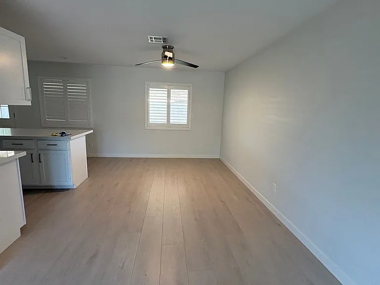 121 E Santa Cruz Dr — Photo 5