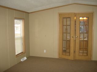 17370 Roberts Dr, Davisburg, MI 48350