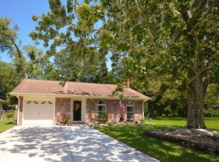 112 Janet Dr, Saint Rose, LA 70087