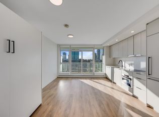 13685 102nd Ave #1110, Surrey, BC