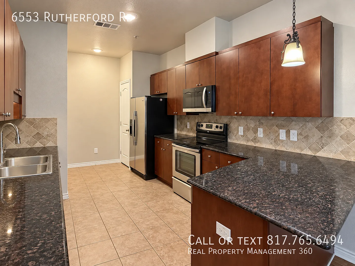 3 bed, 2.0 bath, 1831 sqft, $2,400 — Photo 3