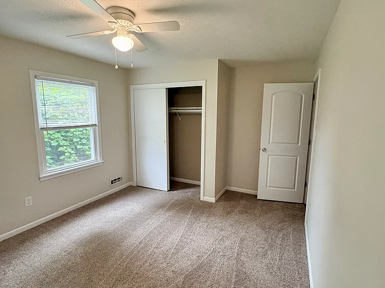 2605 Yuma Dr — Photo 5