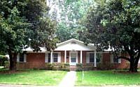 1st image of 3909 Sherwood Dr