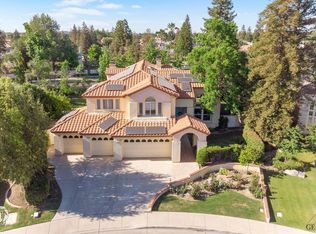 10900 Rockridge Way, Bakersfield, CA 93311