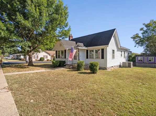 208 Hobson Ave, Shelbyville, TN 37160