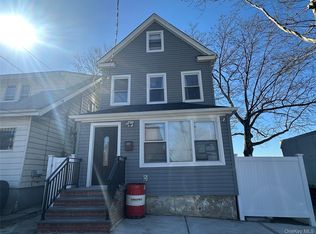 61-61 172nd St, Fresh Meadows, NY