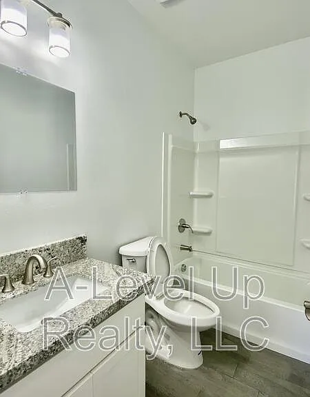 1310 S San Jacinto Dr #1 — Photo 11