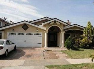 1131 N Cary Ave, Wilmington, CA 90744