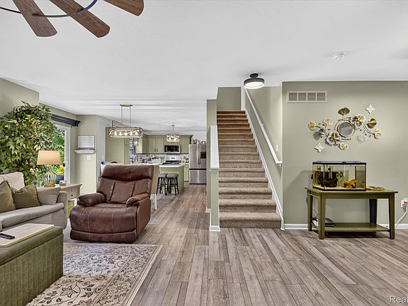 4th image of 1863 Greton Dr