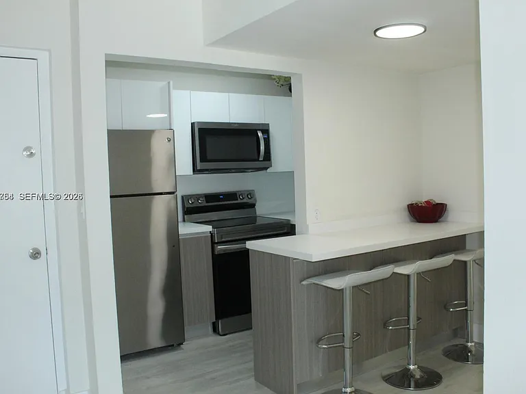 899 West Ave #7E — Photo 8