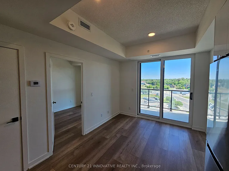33 Erie Ave #807 — Photo 16