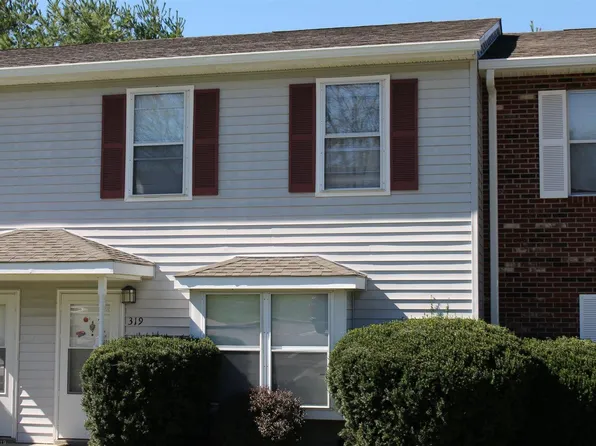 319 Pheasant Run Ct, Blacksburg, VA 24060