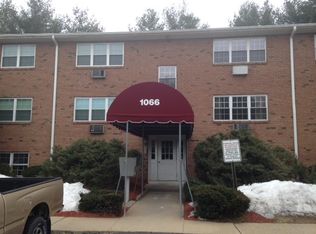 1066 New Haven Ave APT 40, Milford, CT 06460
