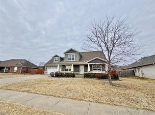 3722 Lexington Ave, Tahlequah, OK 74464