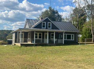 271 Fairview Rd, Gore, VA 22637