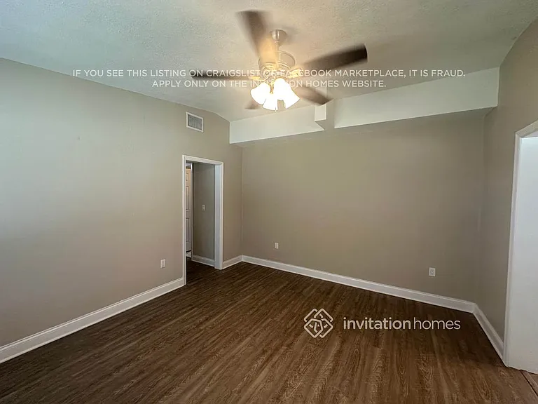 3621 Sutton Dr — Photo 8