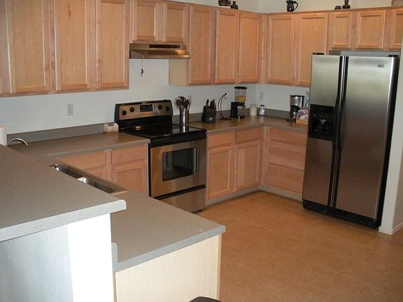 4th image of 1154 E Coyote Creek Way
