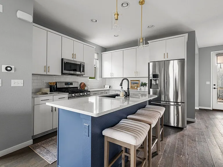 4100 Albion St #1511 — Photo 8