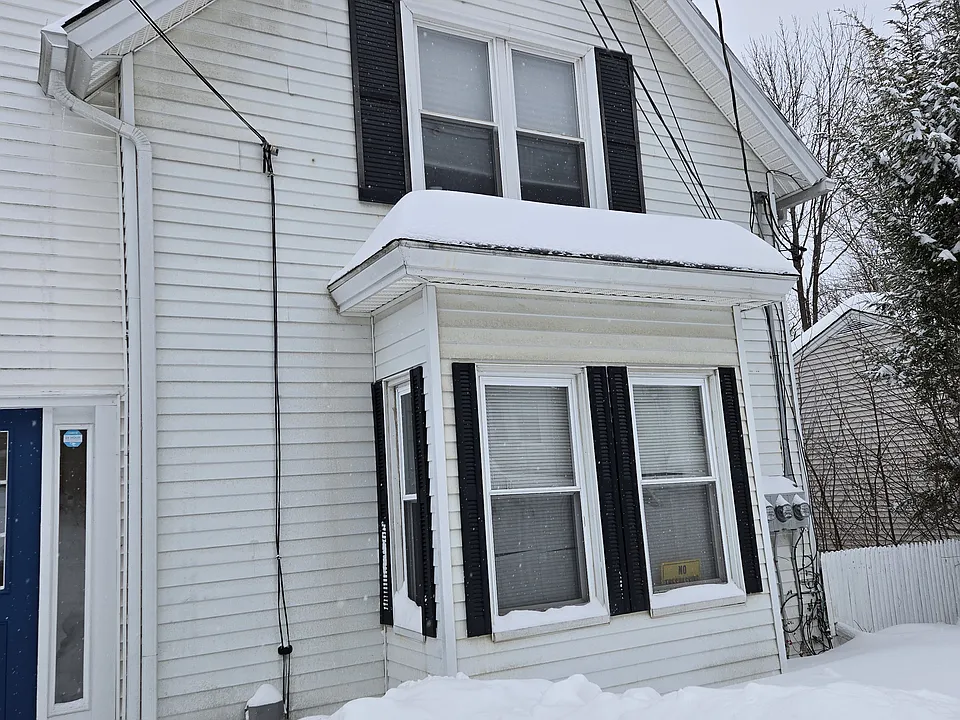 205 Pine St #1