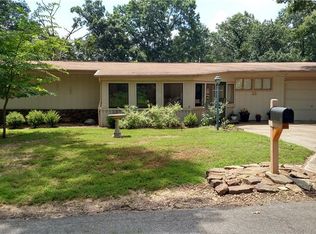 22 Swanage Dr, Bella Vista, AR 72715