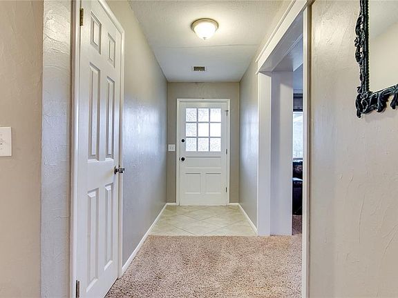 3rd image of 2933 Berkshire Way