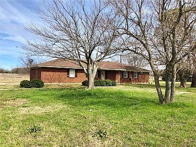 3rd image of 2984 County Road 2512