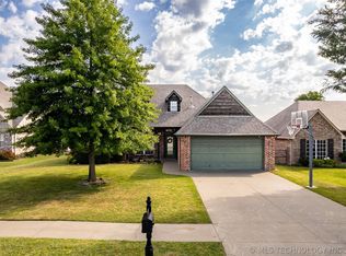 14929 Courtney Ln, Glenpool, OK 74033