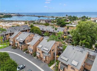 4009 Canario St APT B, Carlsbad, CA 92008