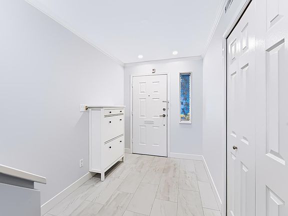 3rd image of 7040 Williams Rd #34