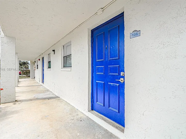 5100 SW 64th Ave #106 — Photo 19