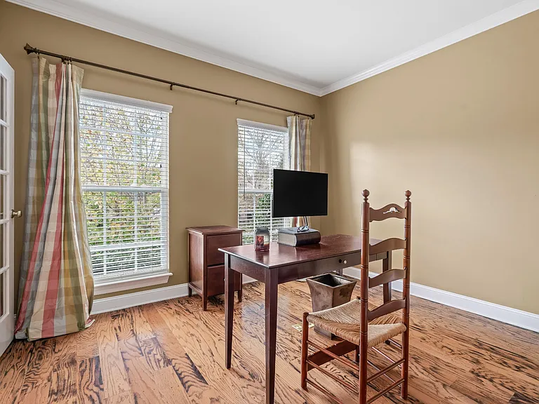 1266 Bridgeton Park Dr — Photo 8