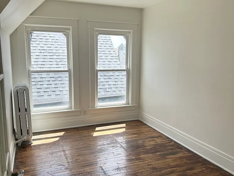 12 Colonial Cir #5 — Photo 6
