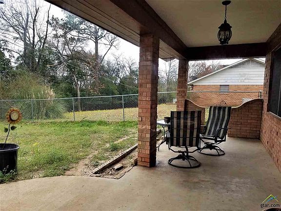 5th image of 216 Lisa Ln