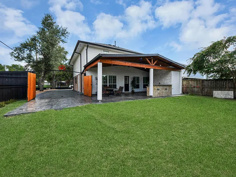 4631 Mi Castillo Ct — Photo 30