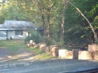 520 State Rd, New Ashford, MA 01237