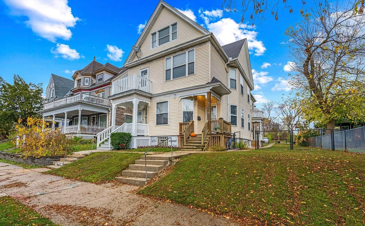 Building Photo - 2438 N 1st St