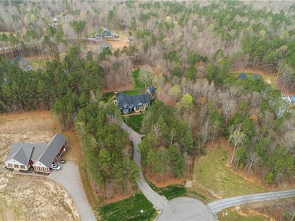 2nd image of 8951 Deep Creek Pl