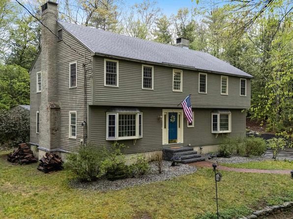 20 Holly Hill Drive, Amherst, NH 03031