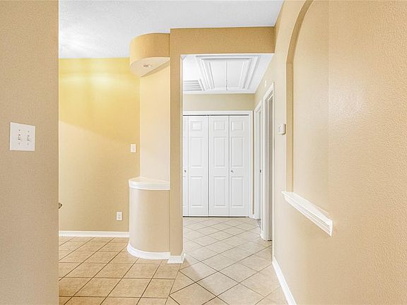 5th image of 1518 Blossom Ln Lane