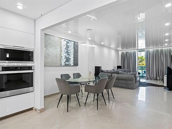 5th image of 19390 Collins Ave APT 209