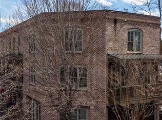 120 Green Oak Dr, Roswell, GA 30075