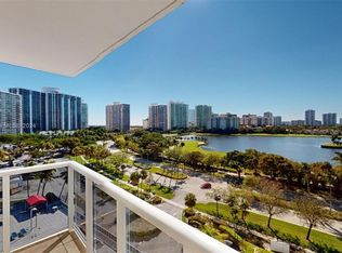 3625 N Country Club Dr APT 903, Aventura, FL 33180