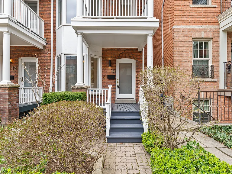 10 Gibson Ave — Photo 2
