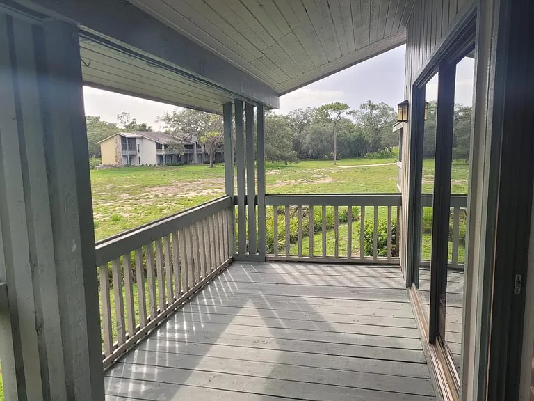667 Olde Camelot Cir #667 — Photo 1